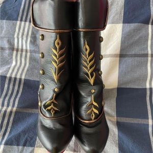 Frozen Anna boots size 7/8